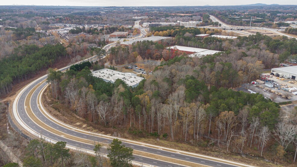 More Photos Of 190 Bluegrass Valley Pky, Alpharetta Office For Lease