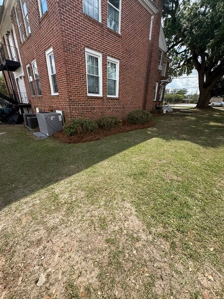 More Photos Of 150 Church St SW, Pelham Office Residential For Sale