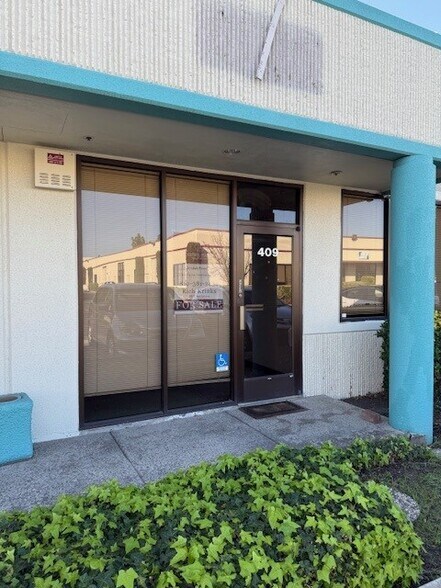 More Photos Of 46560 Fremont Blvd, Fremont Research And Development For Lease