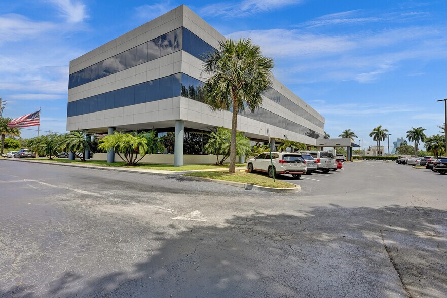 More Photos Of 4491 S State Road 7, Davie Office For Lease
