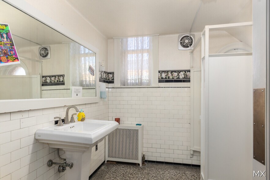 More Photos Of 61 Sheldon Blvd SE, Grand Rapids Loft Creative Space For Sale