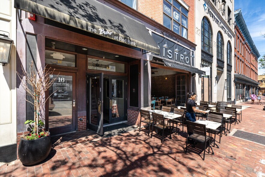 More Photos Of 14-16 Broad St, Red Bank Loft Creative Space For Lease