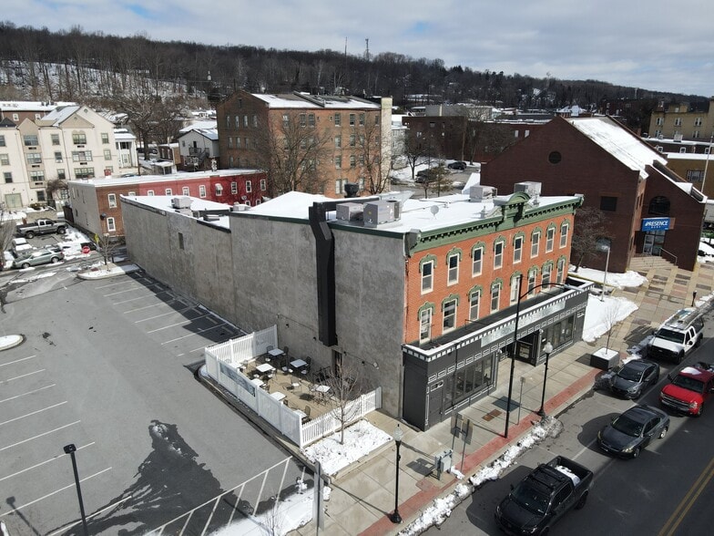 More Photos Of 143 E Lincoln Hwy, Coatesville Restaurant For Sale