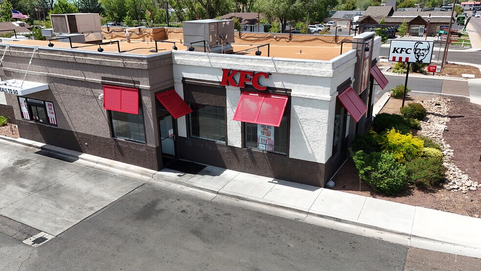 More Photos Of 180 N White Mountain Rd, Show Low Fast Food For Sale