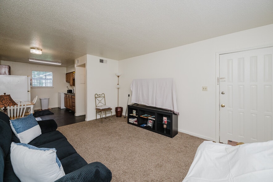 More Photos Of , Birmingham Multifamily For Sale