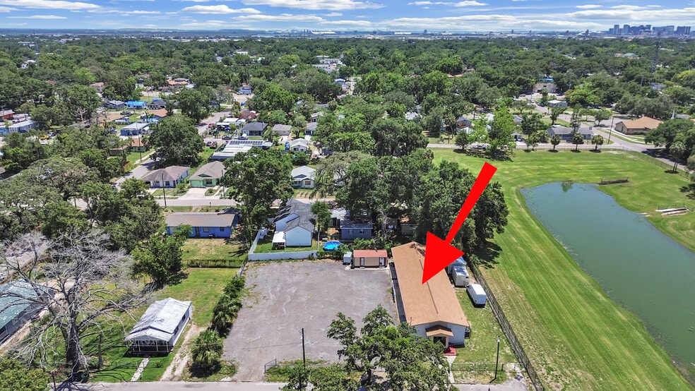 More Photos Of 3201 E Genessee St, Tampa Religious Facility For Sale