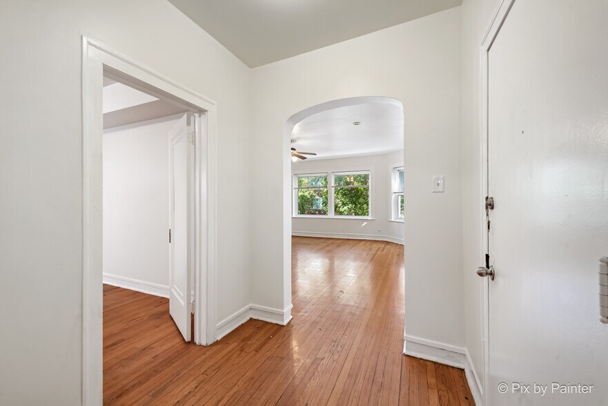 More Photos Of 7833 S Kingston Ave, Chicago Apartments For Sale