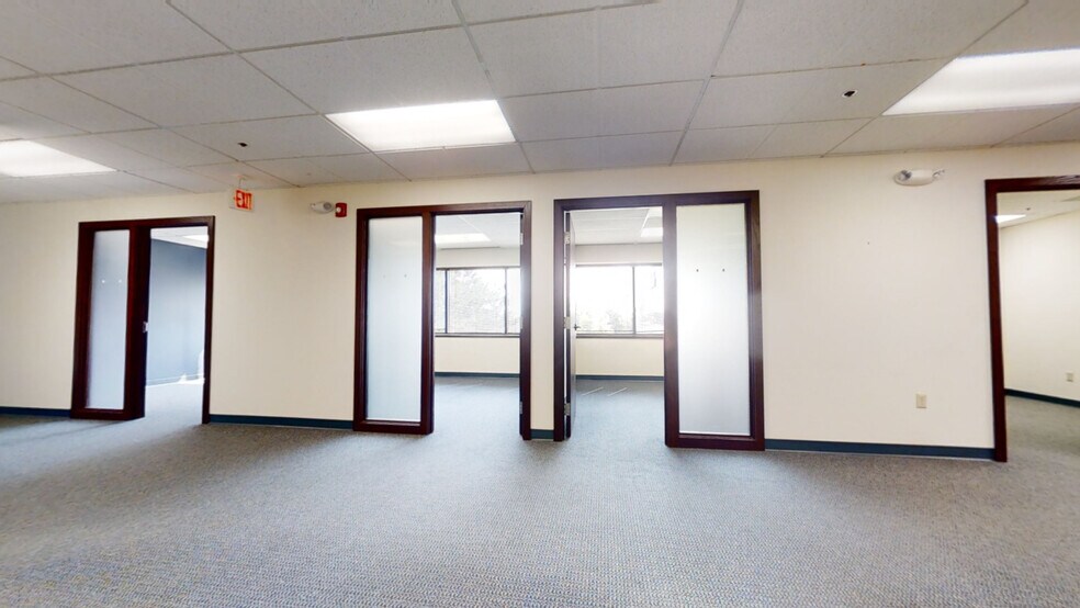 More Photos Of 555 Briarwood Cir, Ann Arbor Office For Lease