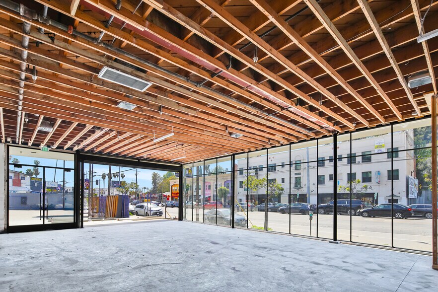 More Photos Of 3225 W Sunset Blvd, Los Angeles General Retail For Lease