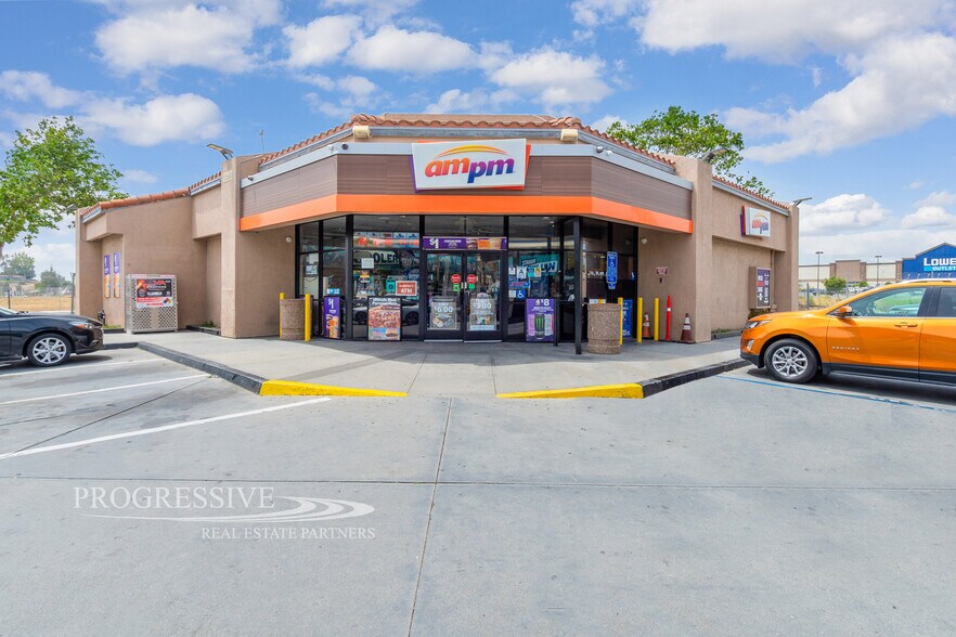 More Photos Of 3890 University Pky, San Bernardino Service Station For Sale