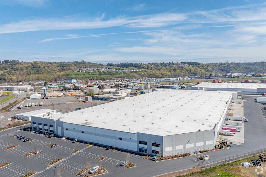 More Photos Of 3320 Lincoln Ave, Tacoma Warehouse For Lease