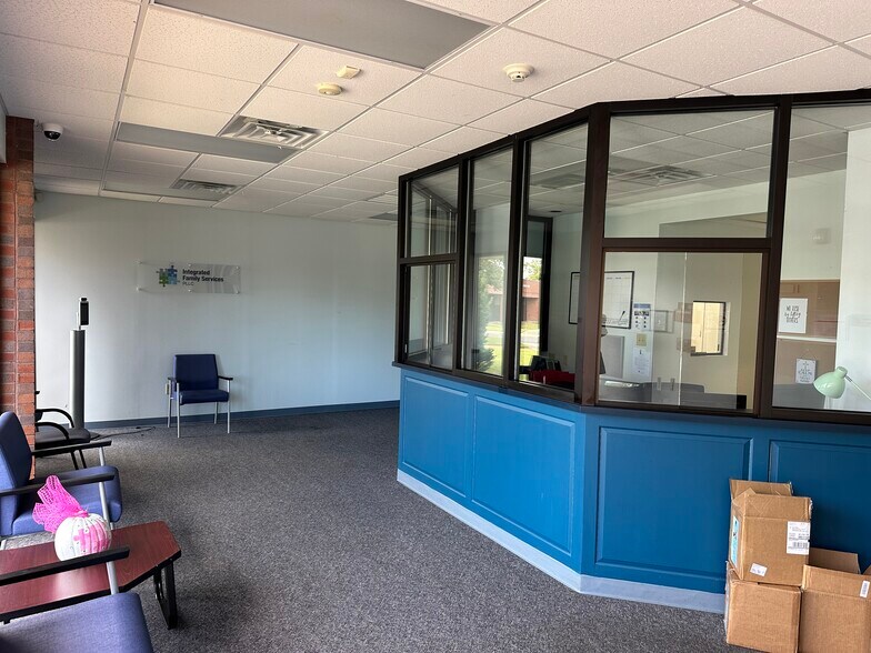 More Photos Of 2305 Executive Park W, Greenville Medical For Sale