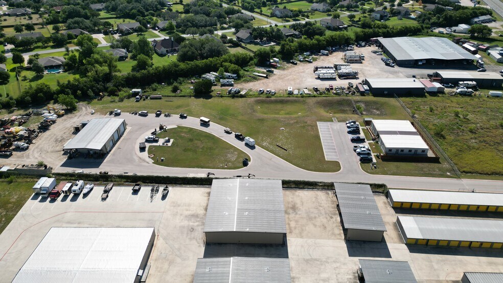 More Photos Of 14752 State Highway 29 hwy, Liberty Hill Industrial For Lease