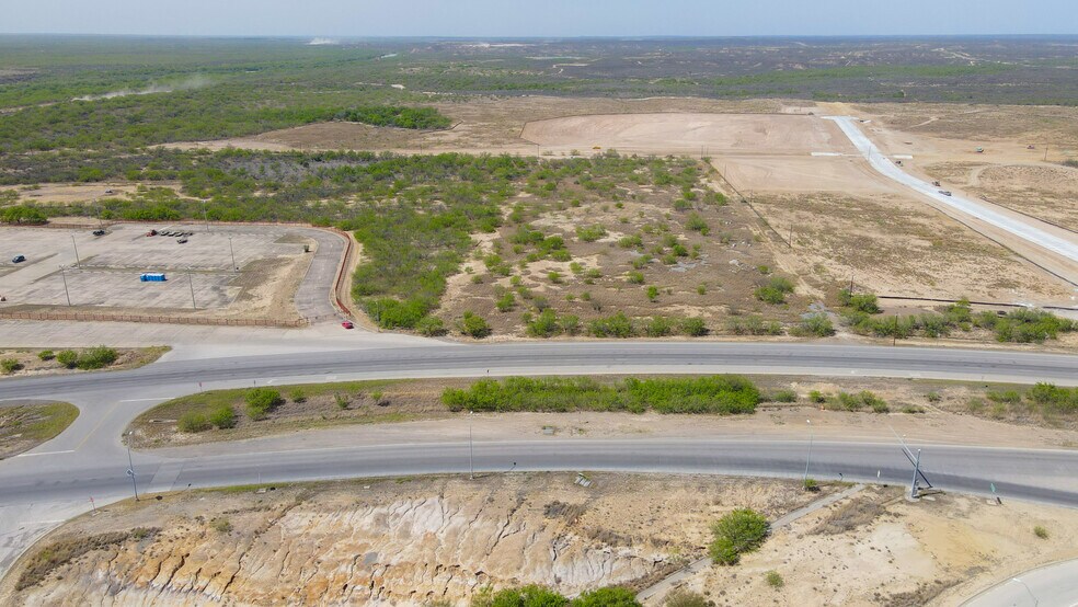 More Photos Of 1000 HWY 255 hwy, Laredo Land For Sale
