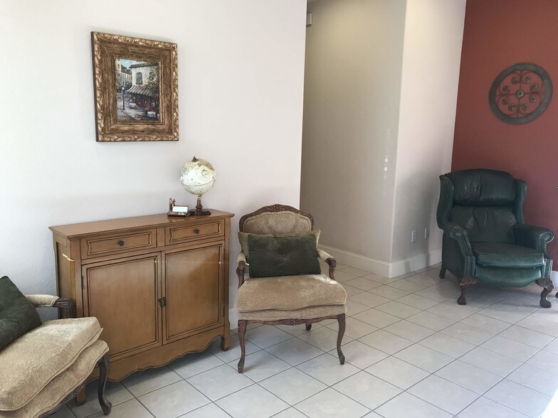 More Photos Of 1806 Snake River Rd, Katy Medical For Sale