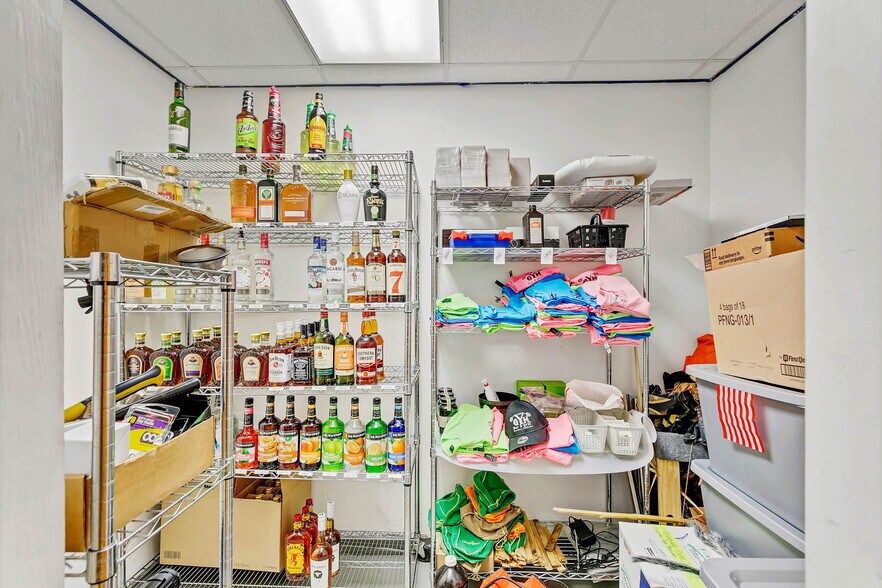 More Photos Of 2579 Douglas Ave, Brewton Restaurant For Sale