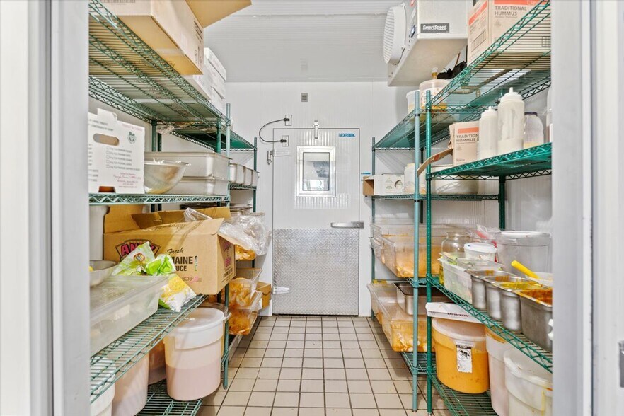 More Photos Of 100 US Highway 9, Manalapan Township Restaurant For Sale