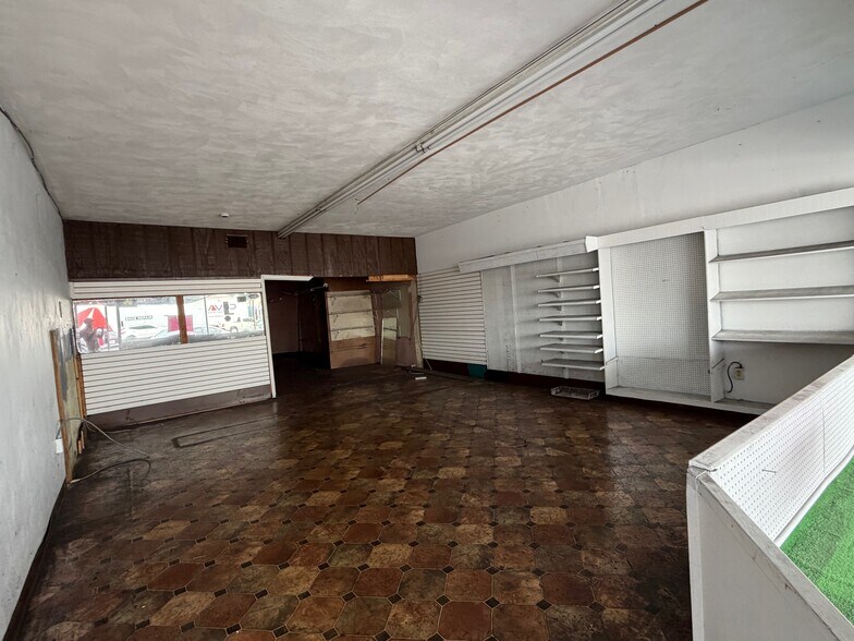 More Photos Of 321 E Michigan St, Orlando General Retail For Lease
