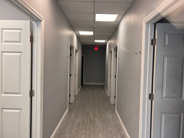 More Photos Of 4040 SW 69th Ave, Miramar Freestanding For Sale