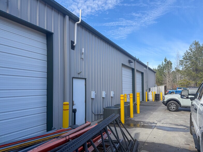 More Photos Of 694 Greyback Rd, Summerville Industrial For Sale