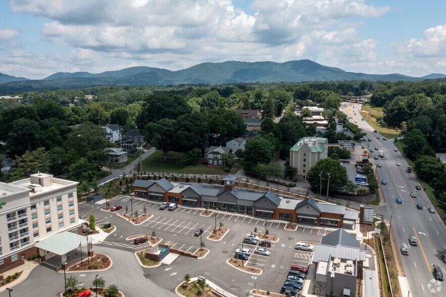 More Photos Of 190 Hendersonville Rd, Asheville Storefront Retail Office For Lease