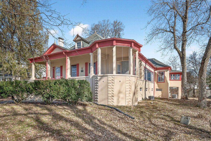 More Photos Of 408 NE Atlantic St, Tullahoma Flex For Sale