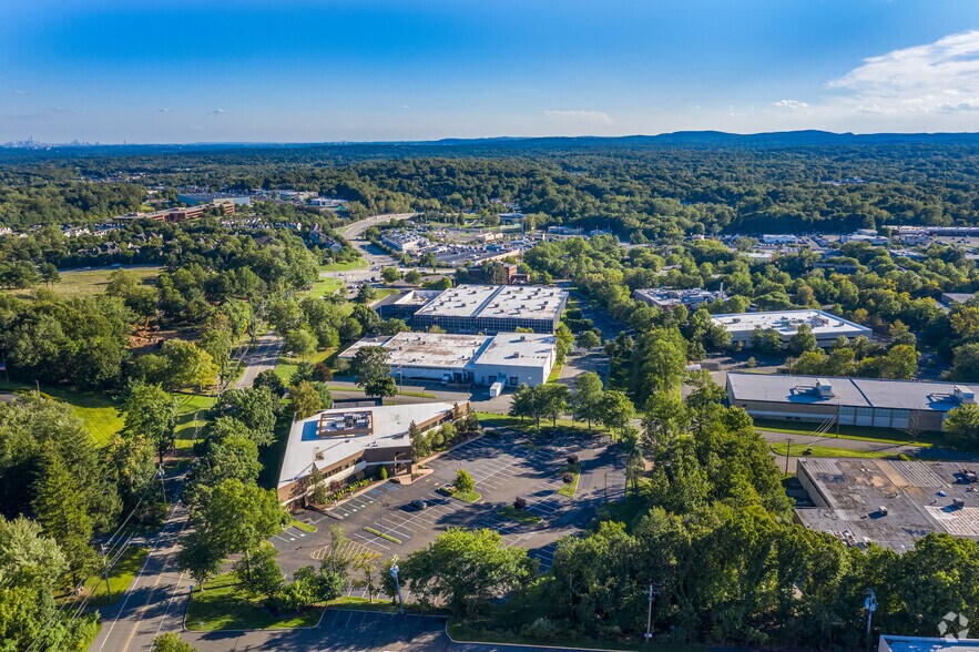 More Photos Of 6 Arrow Rd, Ramsey Office For Lease