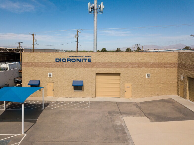 More Photos Of 801 Pendale Rd, El Paso Distribution For Sale