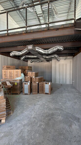 More Photos Of 15889 Ronald W Reagan Blvd, Leander Showroom For Lease