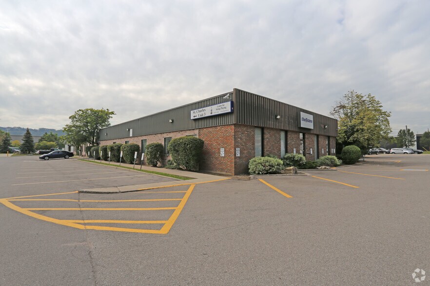 More Photos Of 1603-1605 Main St W, Hamilton Light Distribution For Lease