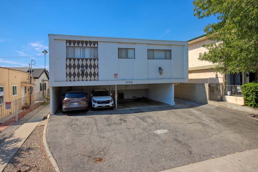 More Photos Of 1055 Grover Ave, Glendale Apartments For Sale