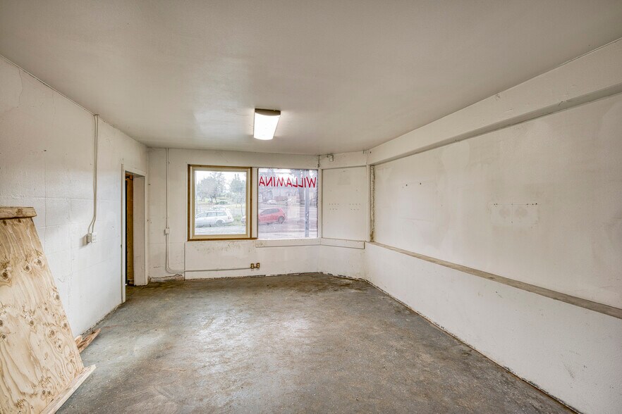 More Photos Of 452 SE Main St, Willamina Auto Repair For Sale