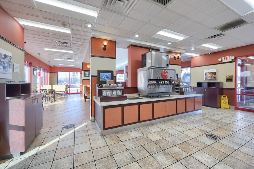 More Photos Of 4850 Penn Ave, Sinking Spring Fast Food For Sale