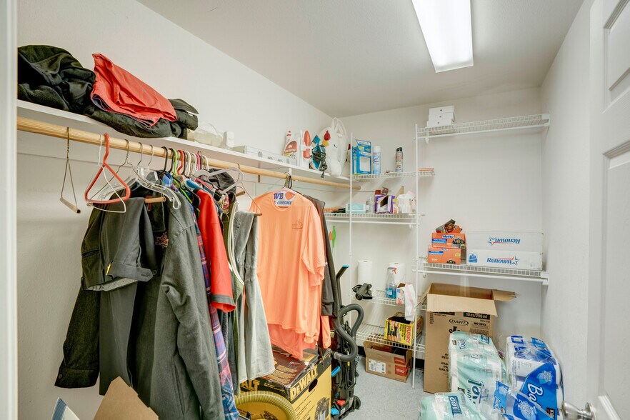 More Photos Of 11578 Airway Blvd, Roanoke Warehouse For Sale