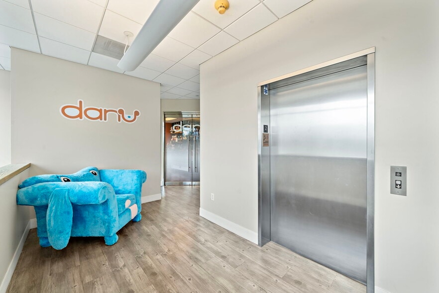 More Photos Of 27432 Aliso Creek Rd, Aliso Viejo Medical For Sale