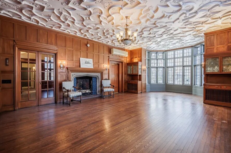 More Photos Of 935 East Ave, Rochester Office For Sale