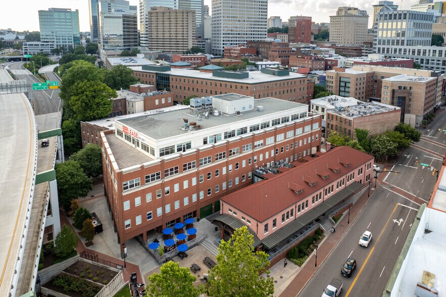 More Photos Of 111 Virginia St, Richmond Office For Lease