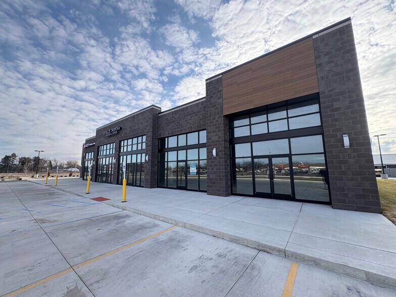 More Photos Of 1229 Holiday Blvd, Monroe Storefront For Lease