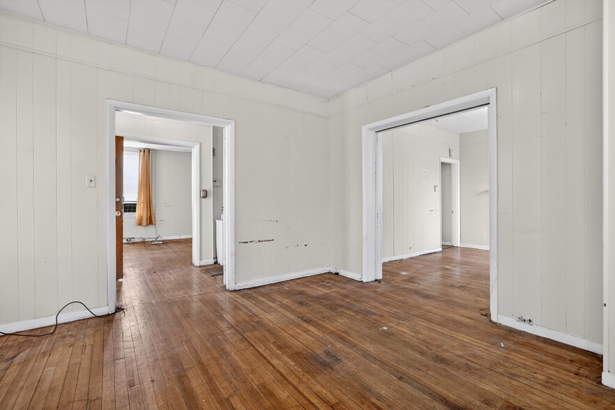 More Photos Of 653 11th St NE, Washington Religious Facility For Sale