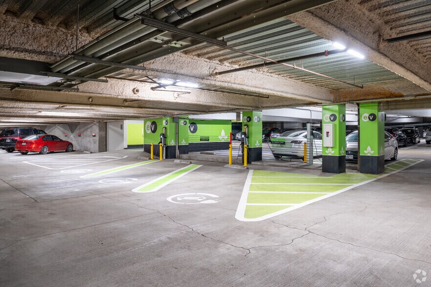 More Photos Of 500 N Brand Blvd, Glendale Office For Lease