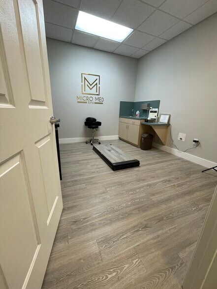 More Photos Of 1100 S Federal Hwy, Deerfield Beach Medical For Lease