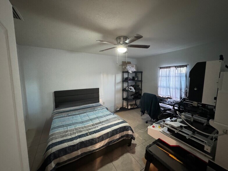 More Photos Of 1154 Macarthur St, Lake Placid Specialty For Sale