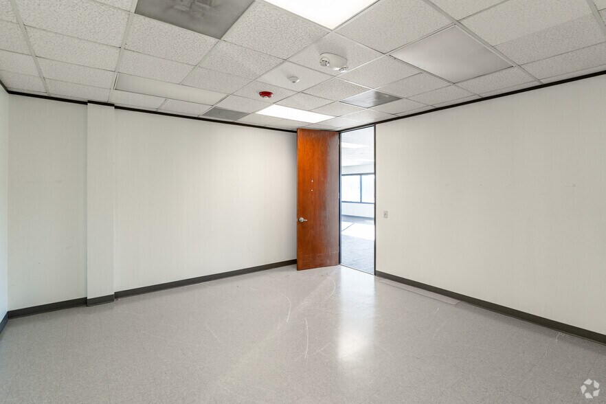 More Photos Of 4600 Marriott Dr, Raleigh Office For Lease