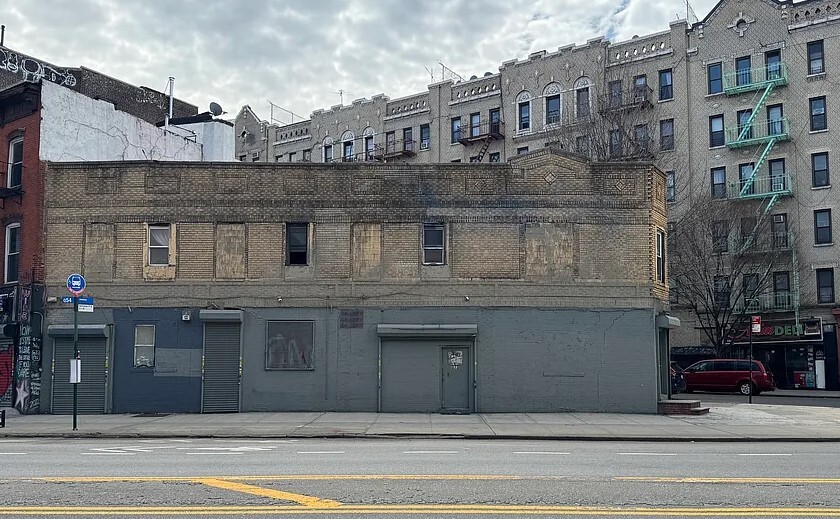 More Photos Of 373 S 1st St, Brooklyn Storefront Retail Office For Lease