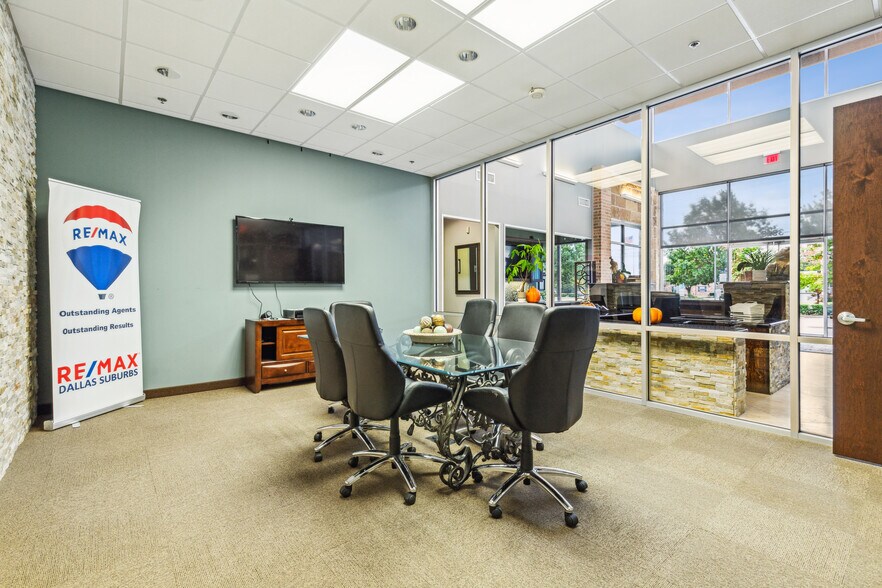 More Photos Of 3915 Mcdermott Rd, Plano Storefront Retail Office For Lease