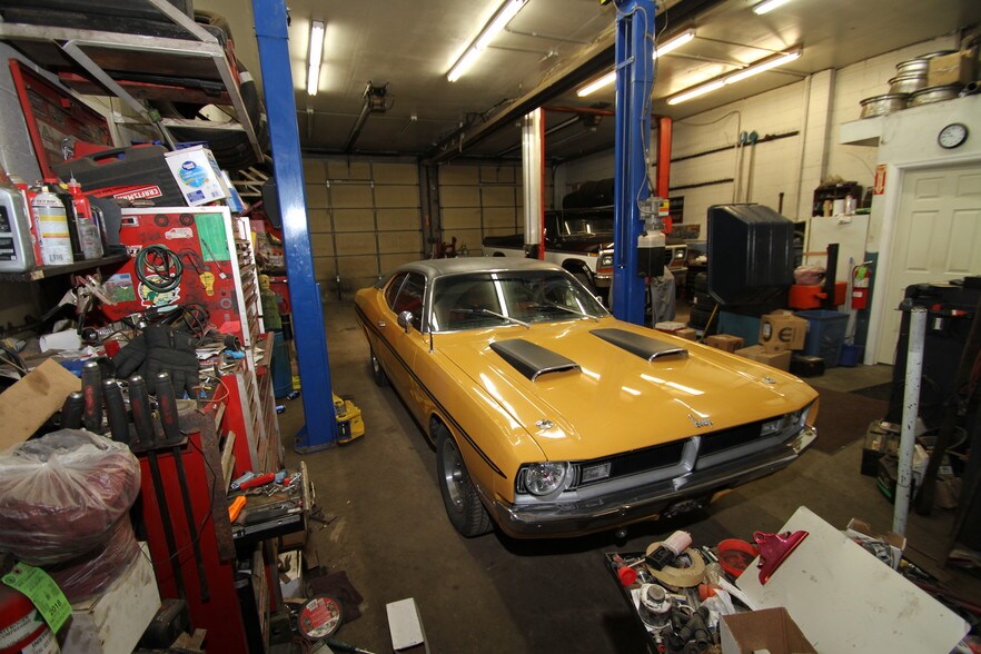More Photos Of 2140 Conway Wallrose Rd, Freedom Auto Repair For Sale