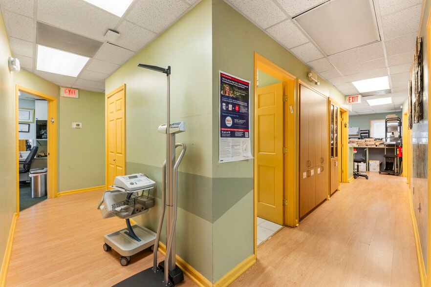 More Photos Of 7 Auer Ct, East Brunswick Office For Sale