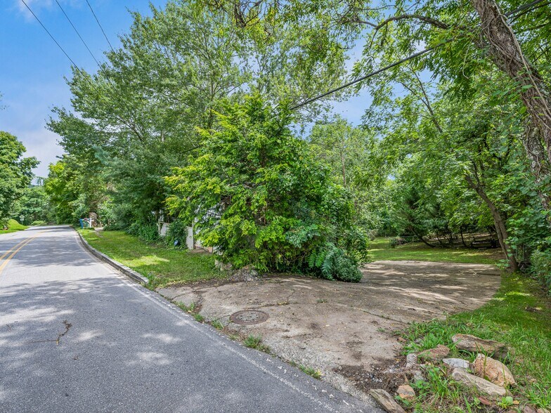 More Photos Of 220, 226 & 9999 Hazel Mill Road, Asheville Land For Sale