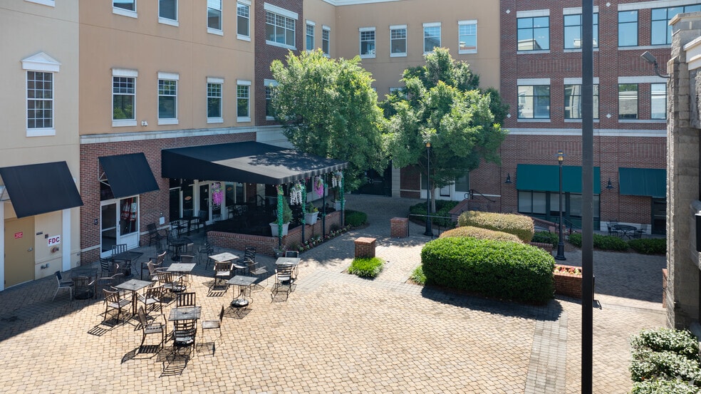 More Photos Of 2015 Ayrsley Town Blvd, Charlotte Unknown For Lease