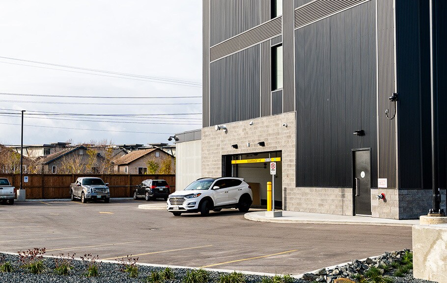 More Photos Of 2537 Pembina Hwy, Winnipeg Storefront Retail Office For Lease